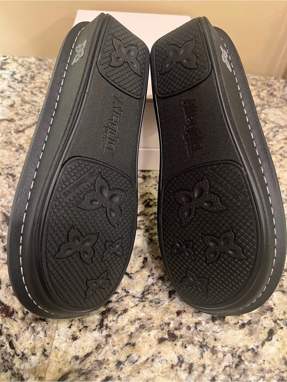 Alegria Debra - Women’s shoe Sz - 38 Black New in box, never worn